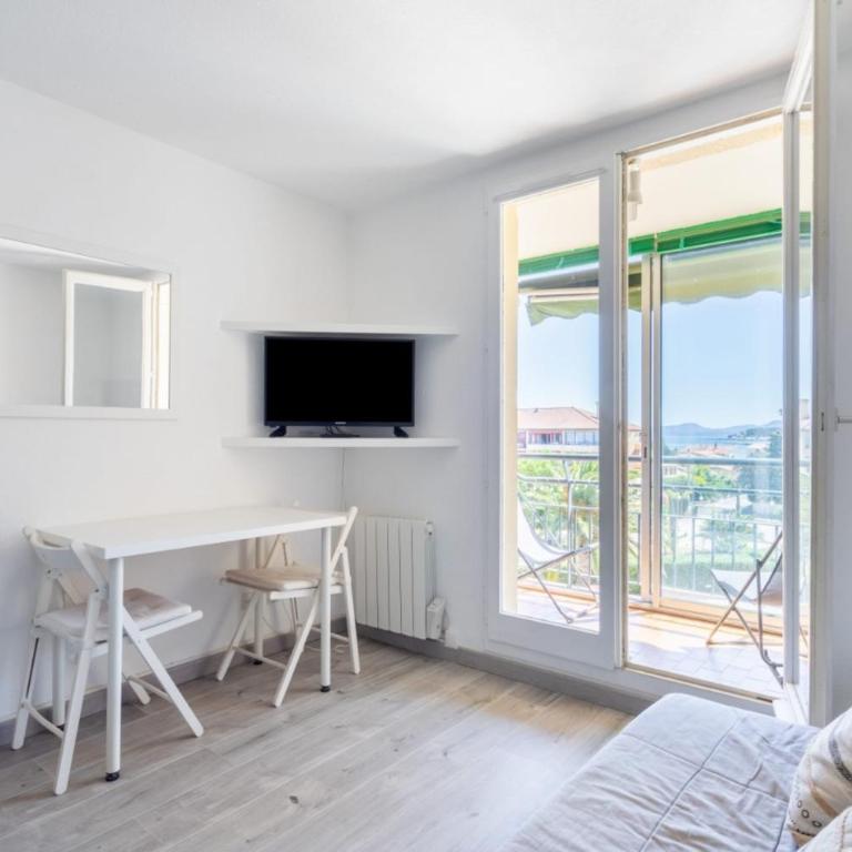 Magnificent sea view apartment - Apartment - 3