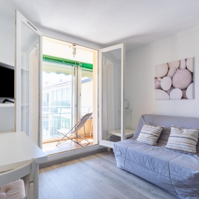 Magnificent sea view apartment - Apartment - 2
