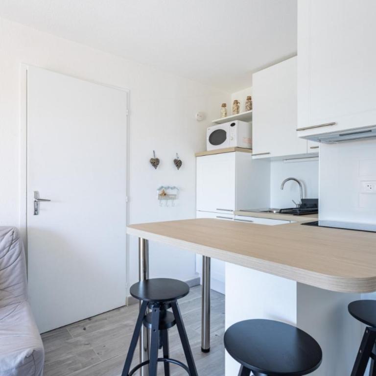 Magnificent sea view apartment - Apartment - 5