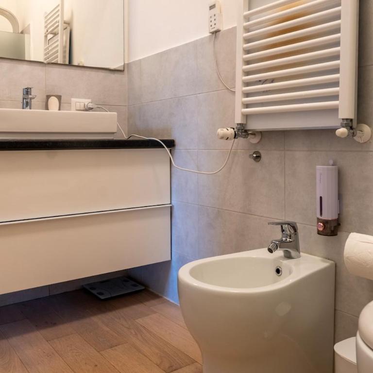 Relaxing Terrace, Cathedral - Central Station M1 - One-Bedroom Apartment - 5