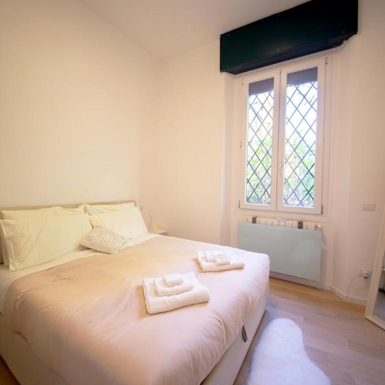 Relaxing Terrace, Cathedral - Central Station M1 - One-Bedroom Apartment - 15