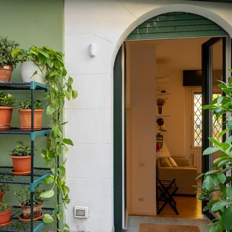 Relaxing Terrace, Cathedral - Central Station M1 - One-Bedroom Apartment - 20