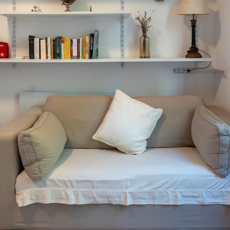 Relaxing Terrace, Cathedral - Central Station M1 - One-Bedroom Apartment - 22