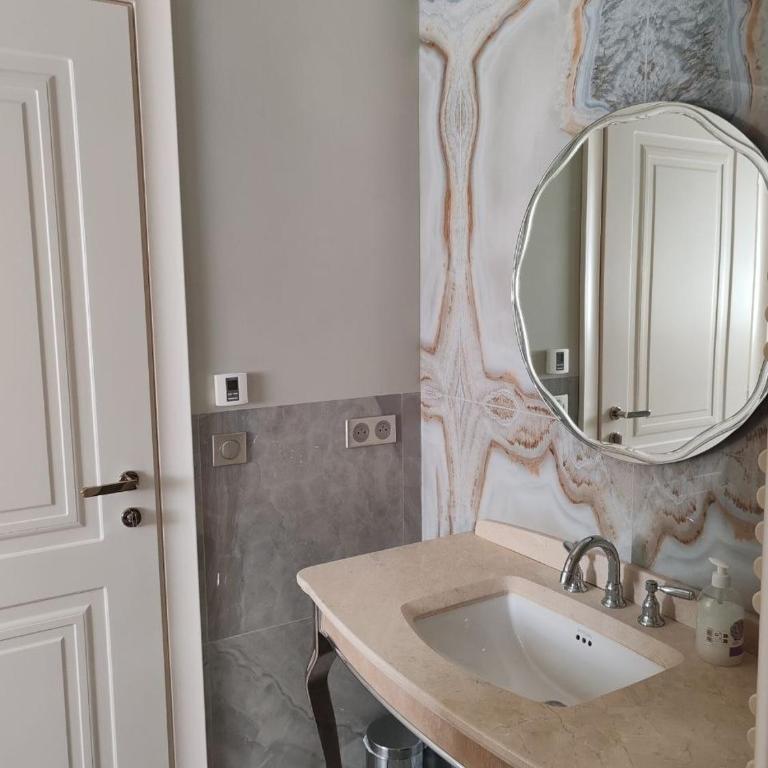 Bienvenuty villa in Cap - Apartment - 7