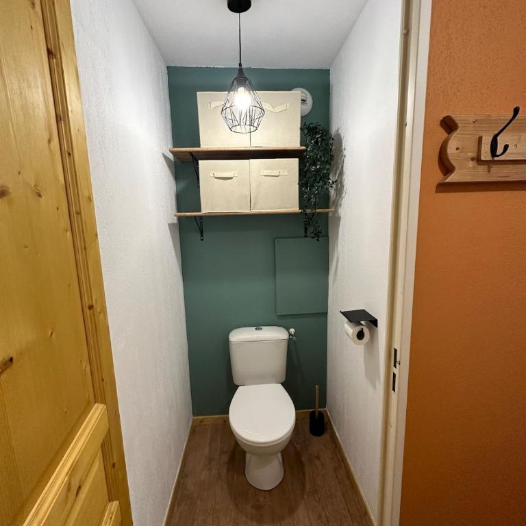 Magnifique appartement au pied des pistes - Two-Bedroom Apartment - 10