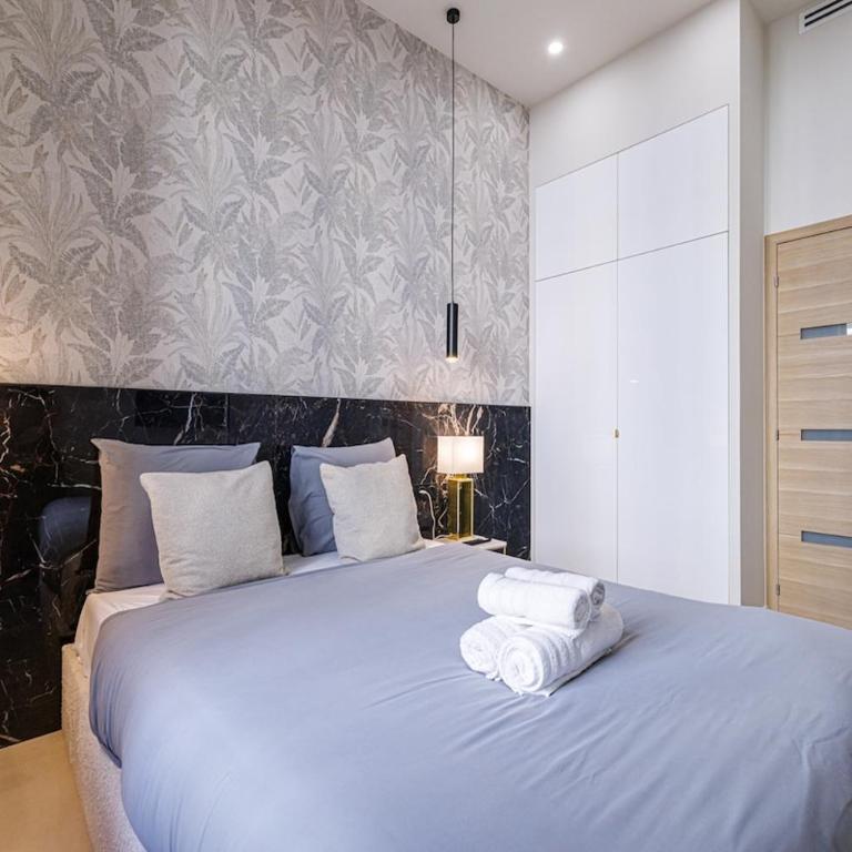 Jean-Médecin - Three-Bedroom Apartment - 21