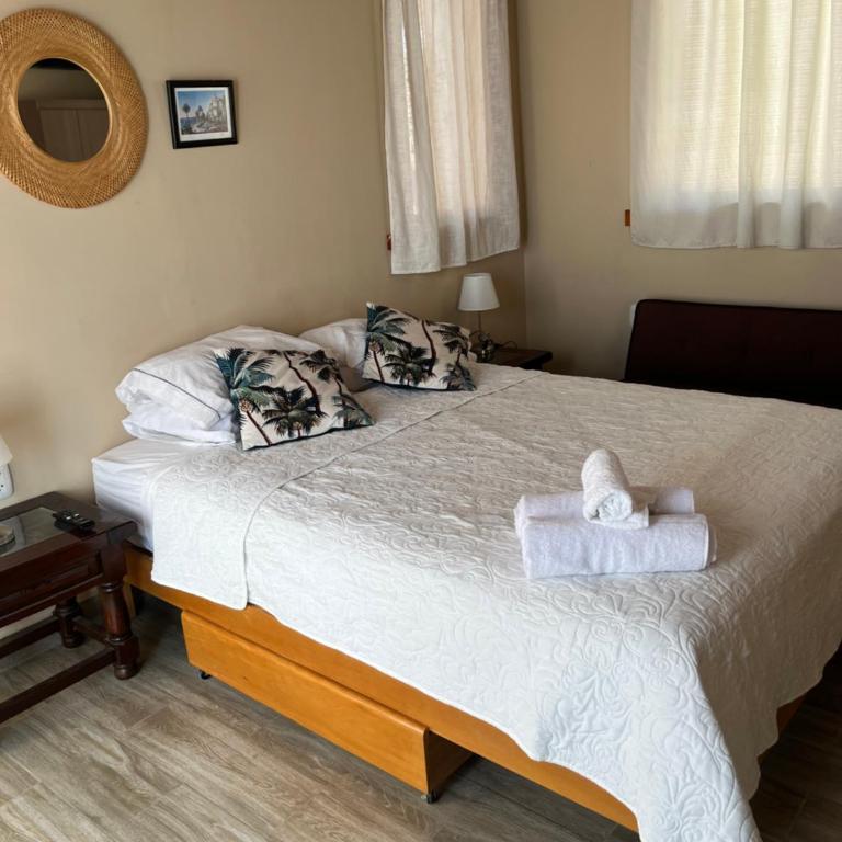 Kalani Heights Apartments, Sports and Events Center - Deluxe Queen Studio - 2