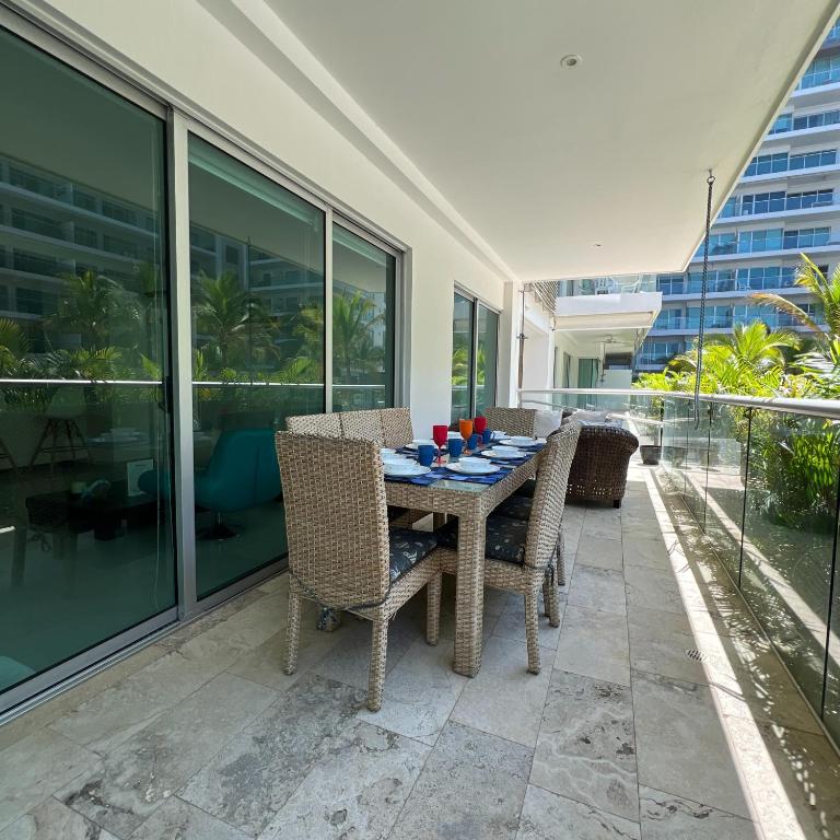 Beachfront Paradise 2BR Pools & Direct Beach Access - Apartamento de 2 dormitorios - 44