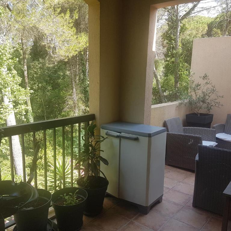 les hauts du Golf- T3 6 Personnes- PISCINE TENNIS TERRASSE - Appartement 2 Chambres - 2