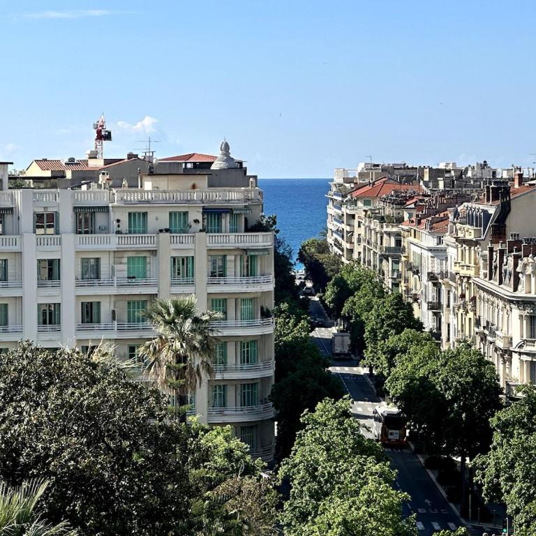 5 stars Luxurious Penthouse - Three-Bedroom Apartment - 48
