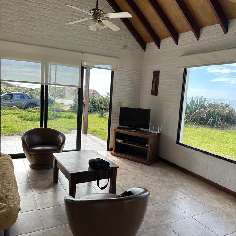 Sueños Entre Olas - Two-Bedroom House - 4