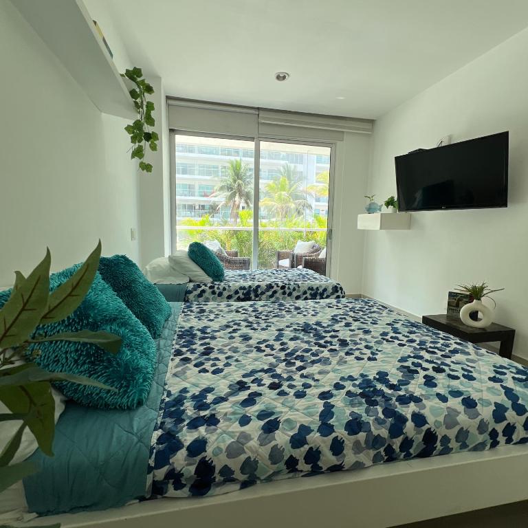 Beachfront Paradise 2BR Pools & Direct Beach Access - Apartamento de 2 dormitorios - 48