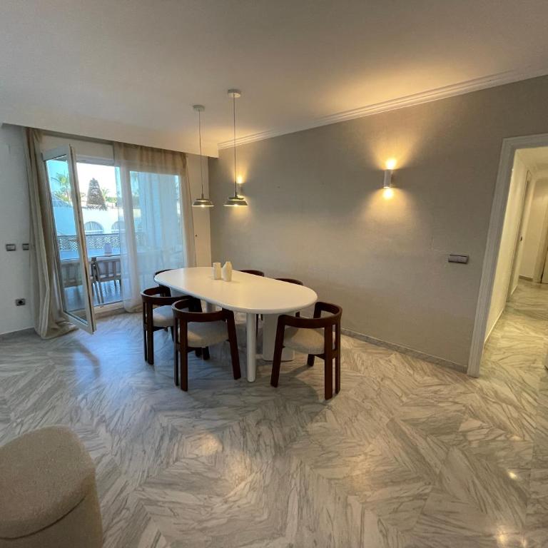 Apartamento en la Urb La Alcazaba Rio Verde - Apartamento - 34