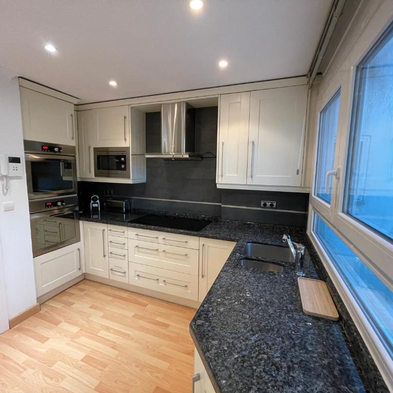 Apartamento en la Urb La Alcazaba Rio Verde - Apartamento - 43