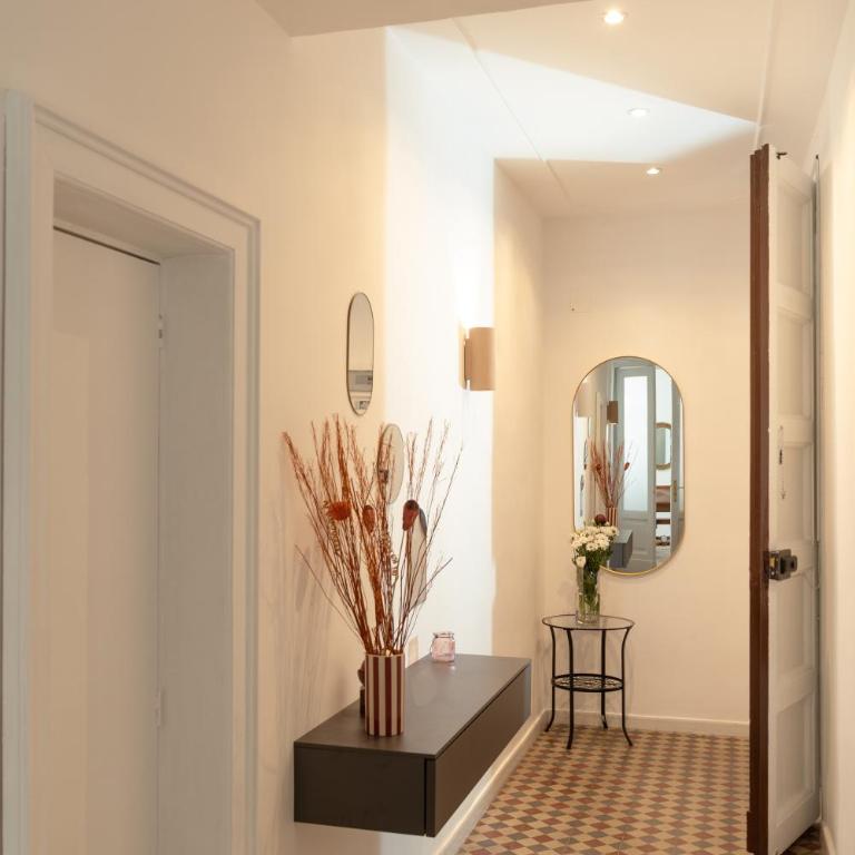 B-home - Two-Bedroom Apartment - 2