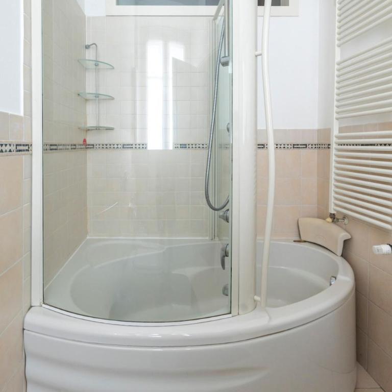 Duomo Heritage - Appartamento con 2 Camere da Letto - 11