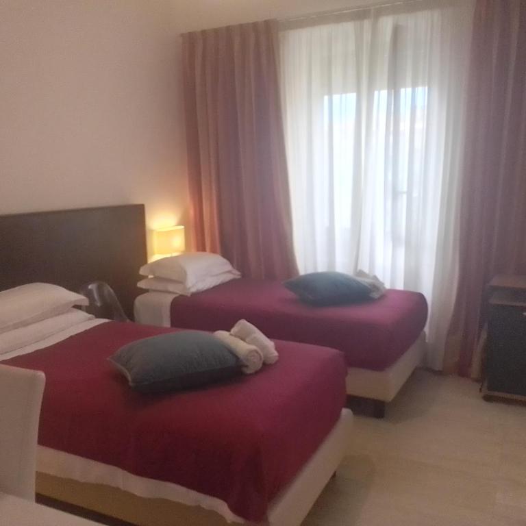 VATICAN GUEST HOUSE ROOMS in Rome - Suite con Vista Giardino - 6