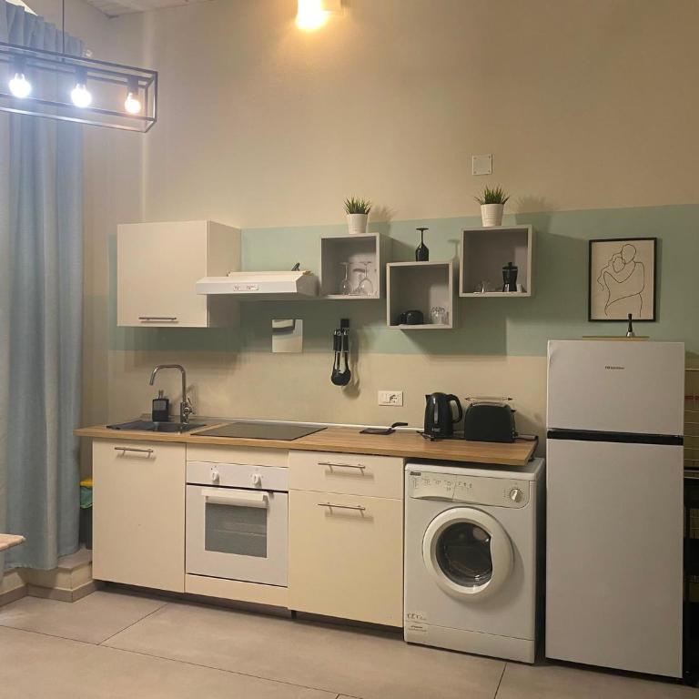 Station Apartment EAST La Spezia - 5 terre - One-Bedroom Apartment - 3