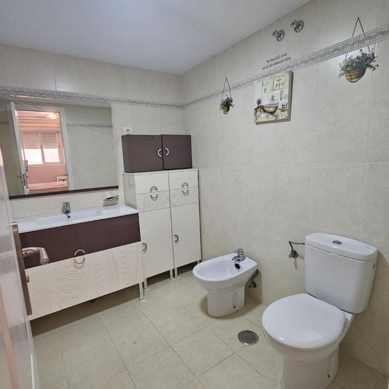 Family, Pool, Park and EV - Apartamento de 2 dormitorios con vistas a la piscina - 17