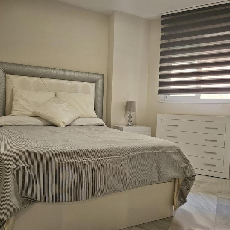 Family, Pool, Park and EV - Apartamento de 2 dormitorios con vistas a la piscina - 23