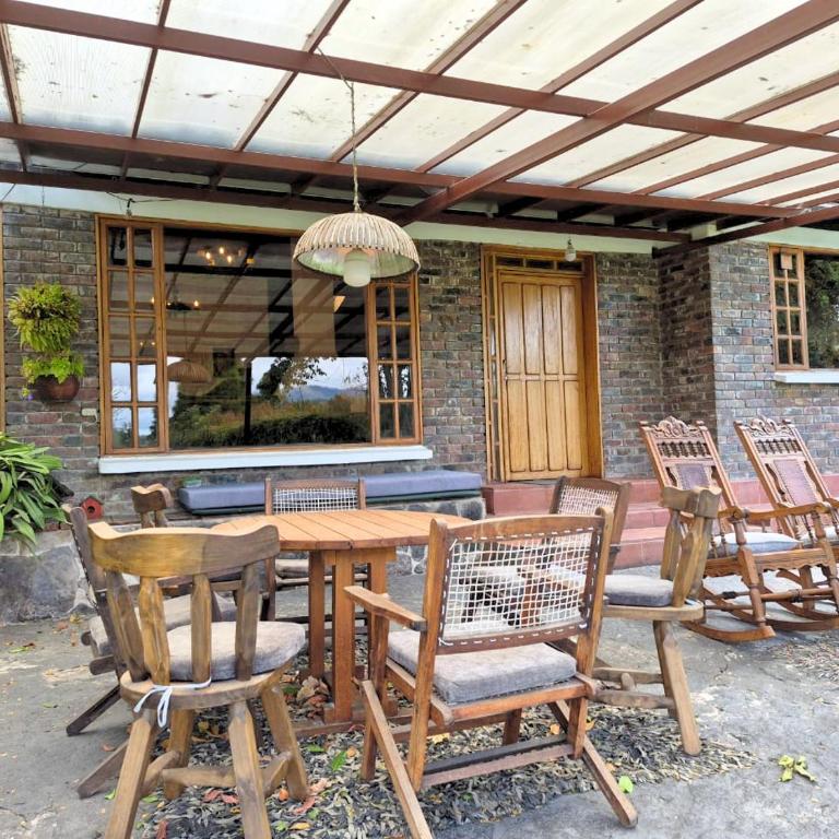 La Guaca - Three-Bedroom House - 6