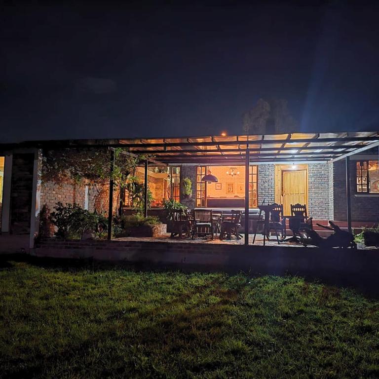 La Guaca - Three-Bedroom House - 18