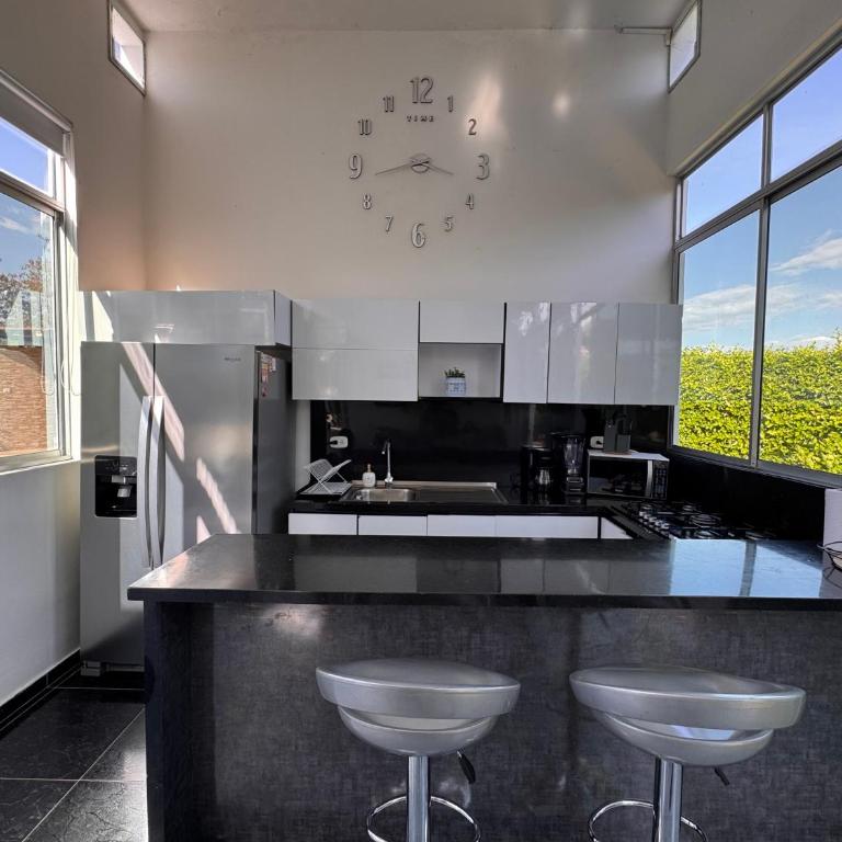 Casa Girardot Cundinamarca - Six-Bedroom House - 2