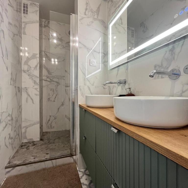 Le Grand Parisien Spaciou - Appartement - 17