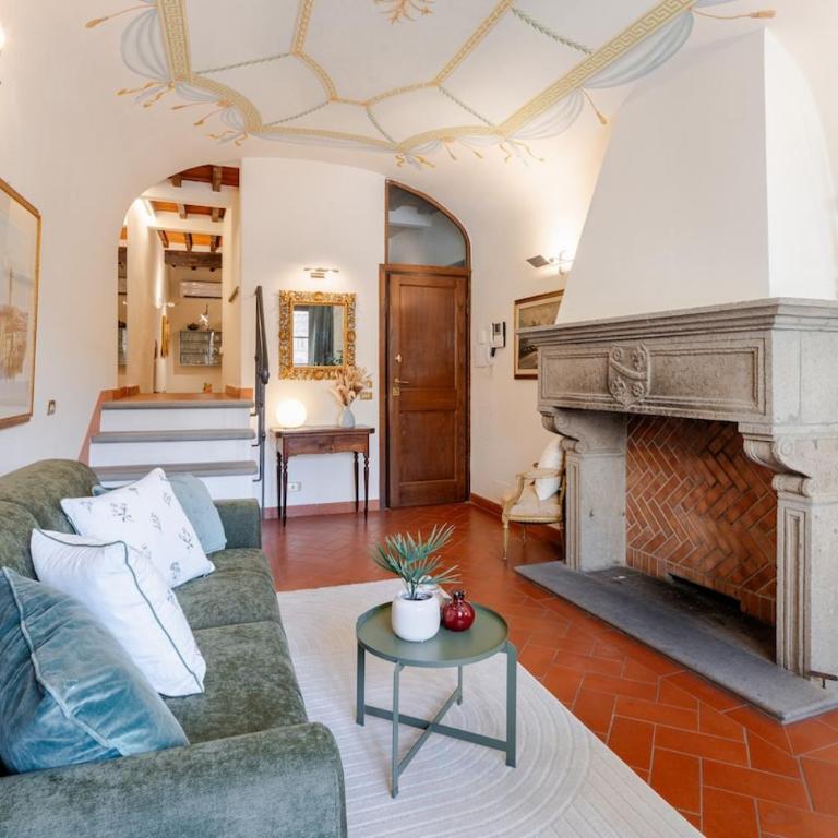 Arezzo Centre, Prestigious Apartment with a View - Appartamento con 2 Camere da Letto e Balcone - 36