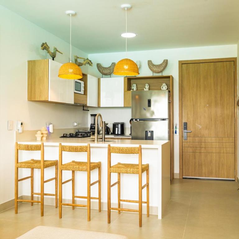 Lagoon View for 8 Guests - Two-Bedroom Apartment - 4