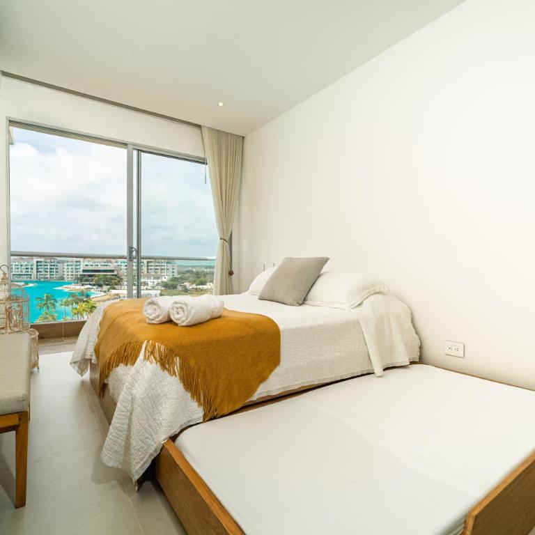 Lagoon View for 8 Guests - Two-Bedroom Apartment - 15