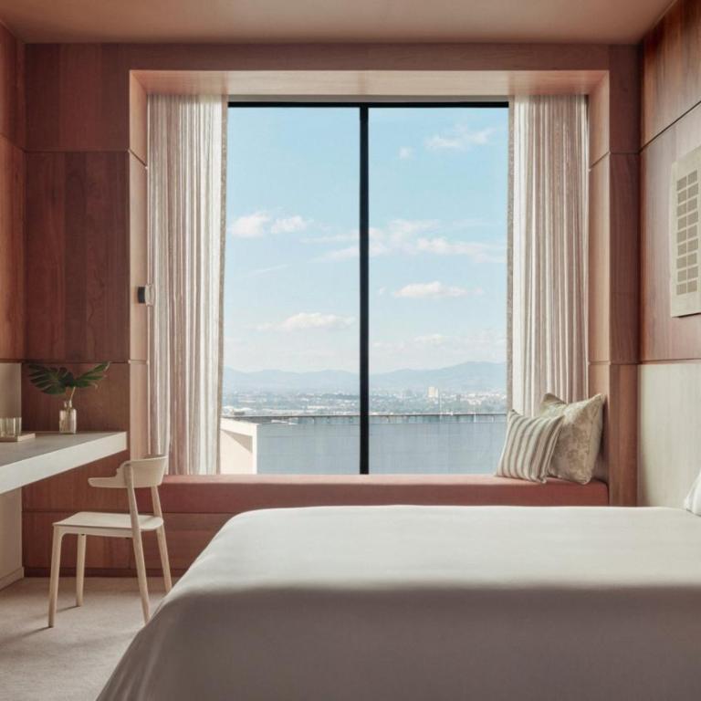 InterContinental Presidente Mexico City Miyana by IHG - Habitación Premium con cama extragrande y vistas a la ciudad - 4