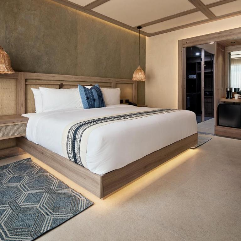 Hotel Indigo Playa del Carmen by IHG - Standard King Room - 1