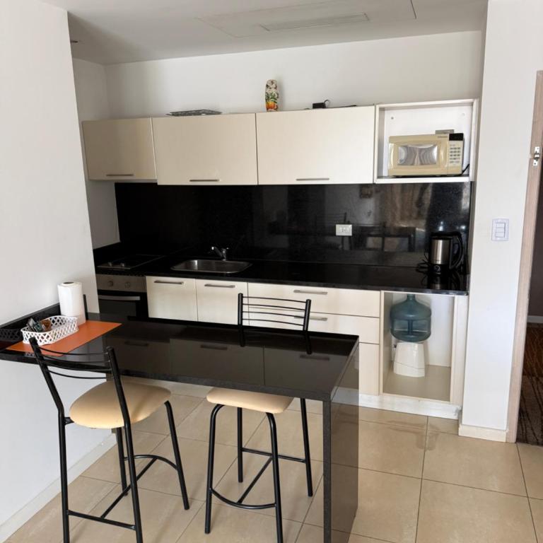 NORDELTA-CONDOMINIOS EN BAHIA GRANDE Dia-Semana-Mes - Apartamento de 1 dormitorio con balcón y vistas al agua - 9