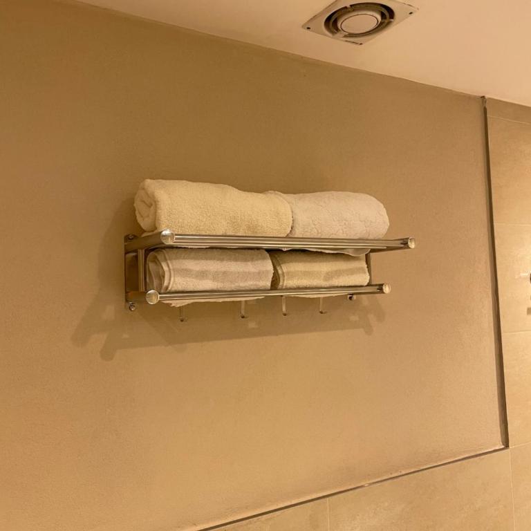 NORDELTA-CONDOMINIOS EN BAHIA GRANDE Dia-Semana-Mes - Estudio con cama extragrande y sofá cama - 7