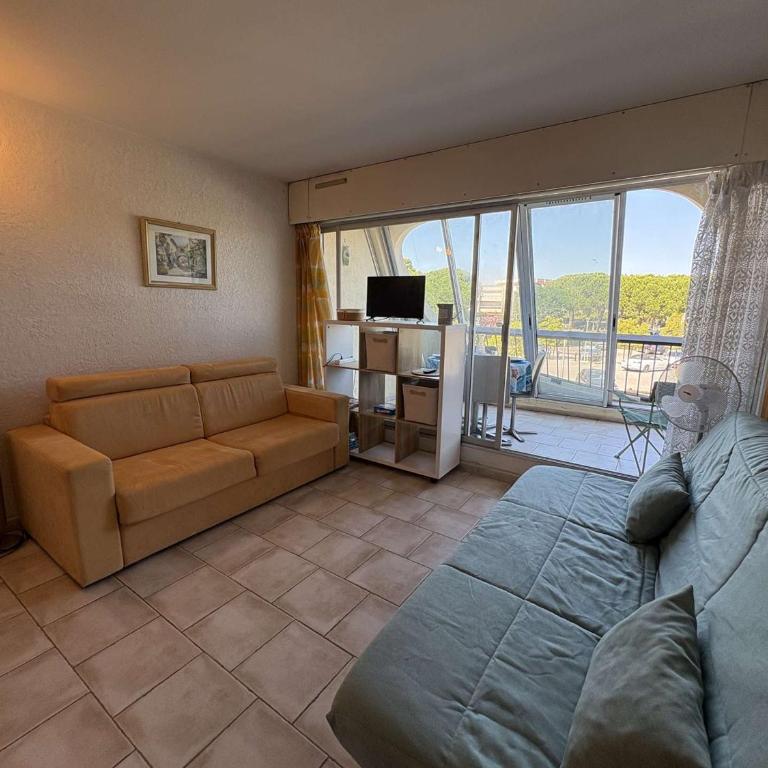 Appartement avec piscine - 6 pers. - FR-1-250-343 - Apartment - 8