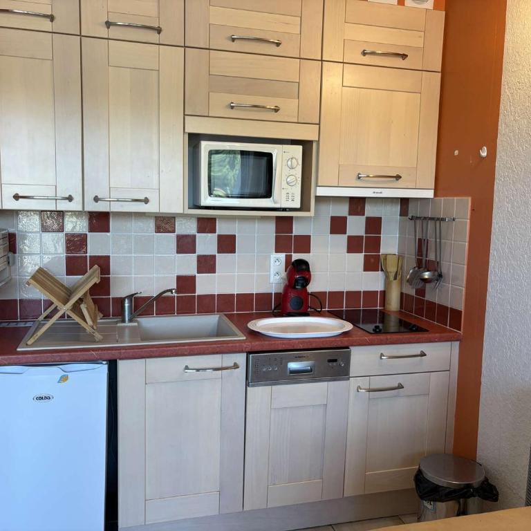 Appartement avec piscine - 6 pers. - FR-1-250-343 - Apartment - 11