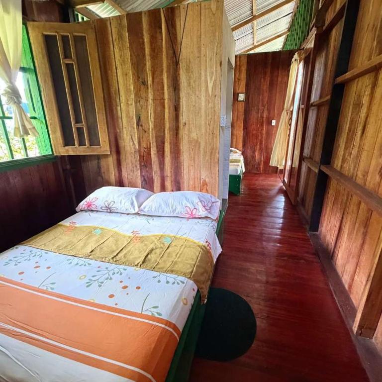 Playa Verde Lodge - Twin Room with Private External Bathroom - 3