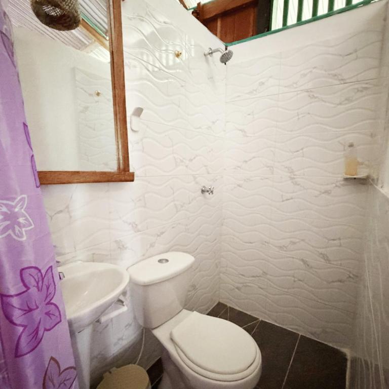 Playa Verde Lodge - Twin Room with Private External Bathroom - 6