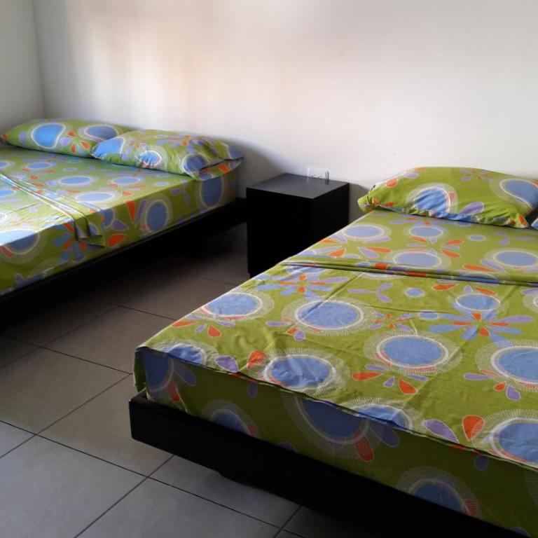 Hotel Centro Real - Deluxe Queen Room with Two Queen Beds - 2