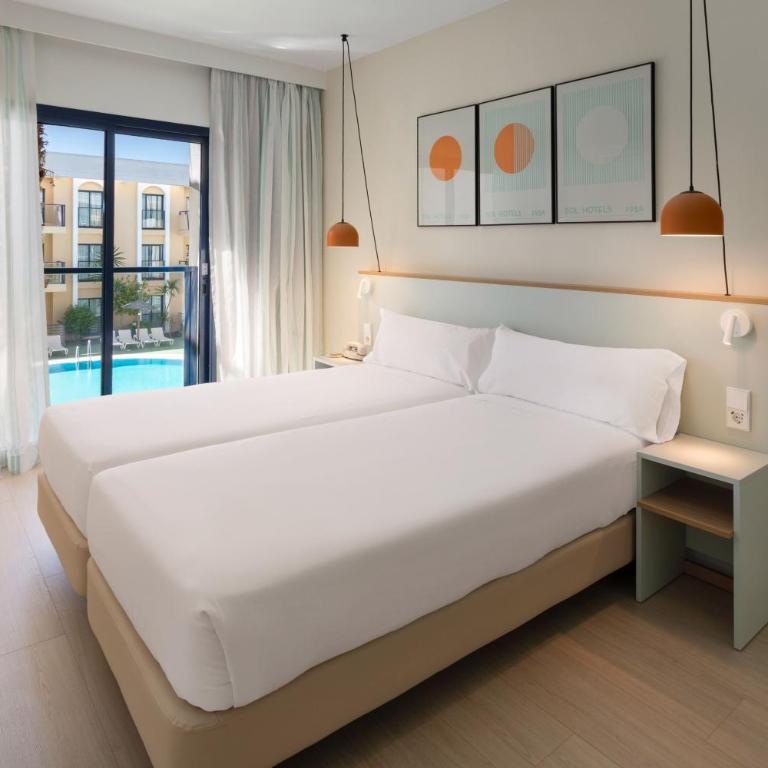 SOL by Meliá Sancti Petri - Suite Sol con vistas a la piscina y cocina - 5