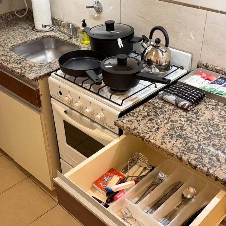 Excelente depto con Cochera en la Peatonal - Apartamento de 2 dormitorios - 7
