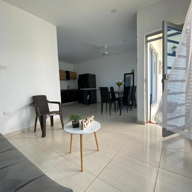 Casa Vacacional entre GIRARDOT Y FLANDES - Casa de 3 dormitorios - 5