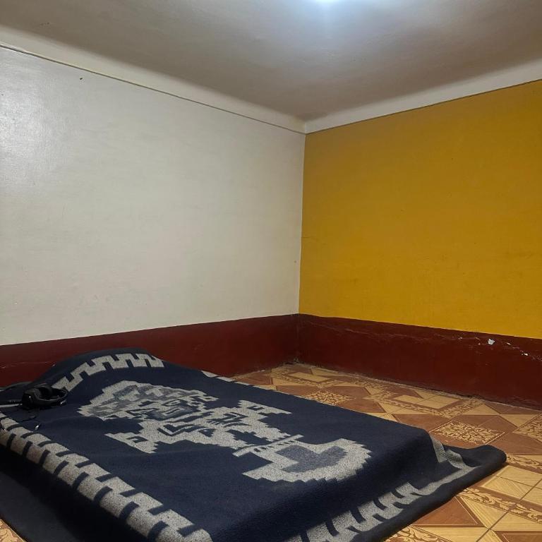 Sacred Valley Boutique Vegan Guesthouse - Double Room with Shared Bathroom - 5