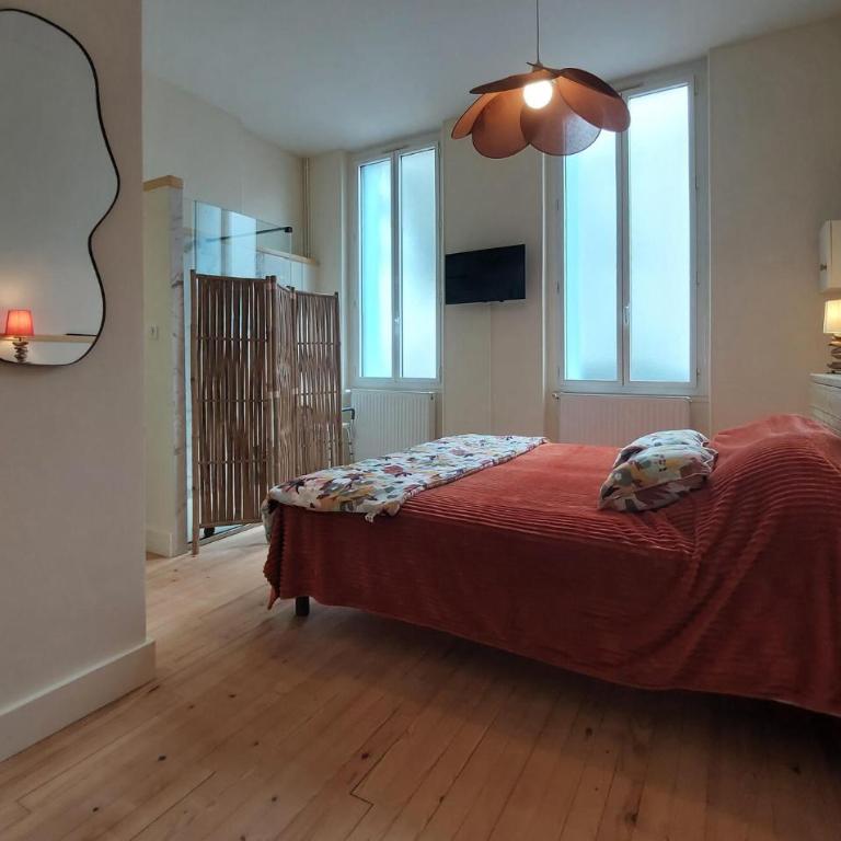 Charmante Maison Proche Plage - Three-Bedroom Townhouse - 4