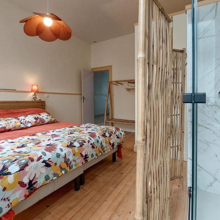 Charmante Maison Proche Plage - Three-Bedroom Townhouse - 9