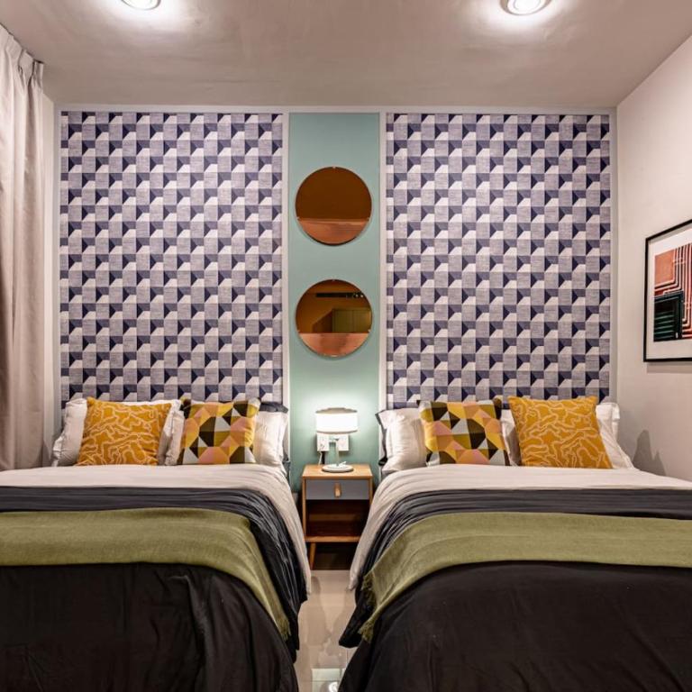 Spacious Condesa Stay, Rooftop Dining, BBQ - Vacation Home - 87