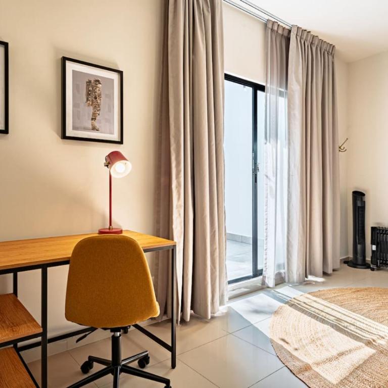 Spacious Condesa Stay, Rooftop Dining, BBQ - Vacation Home - 89