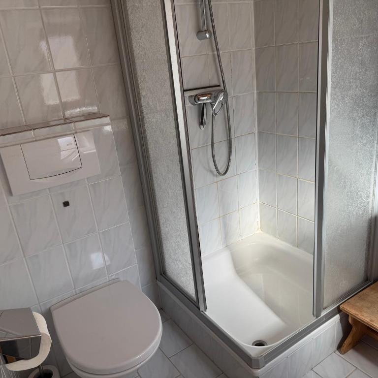 Pension Embacher GmbH & Co KG - Apartment mit 1 Schlafzimmer und Terrasse - 12