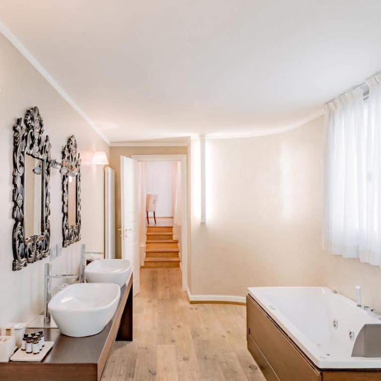 TownHouse 33 Boutique Hotel - Camera Deluxe - 2